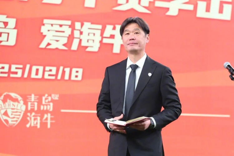 多名媒體人士點(diǎn)評海牛：引援老中青都有，就看李霄鵬的捏合能力了